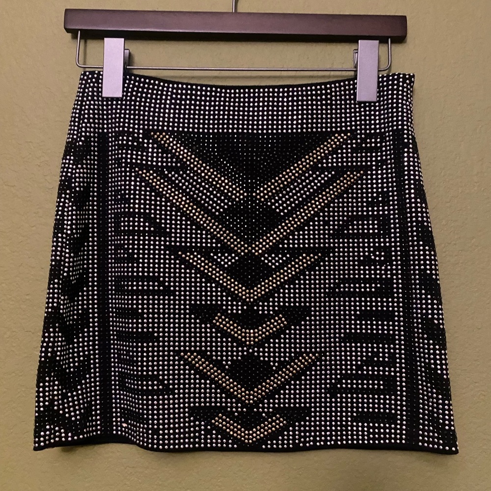 Forever 21 Black and Gold Geometric Mini Skirt